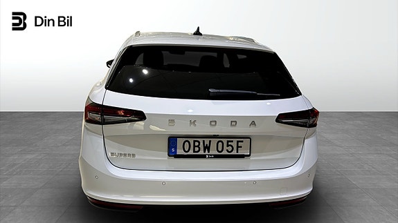 Skoda Superb 5 of 12