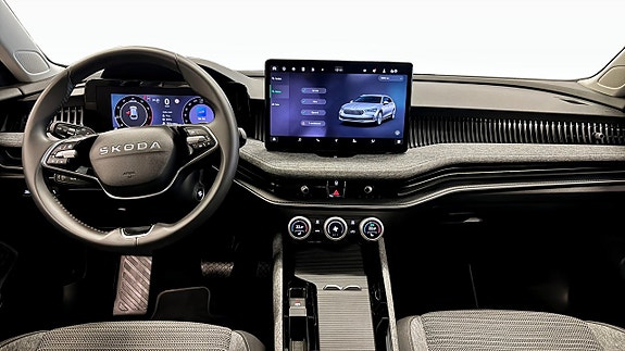 Skoda Superb 10 of 12