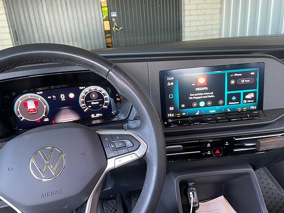 Volkswagen Caddy Maxi 3 of 8