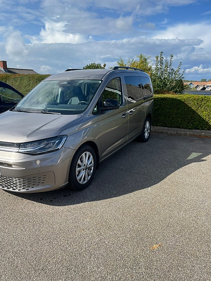 Volkswagen Caddy Maxi 6 of 8