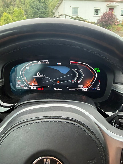 BMW 520d 4 of 8