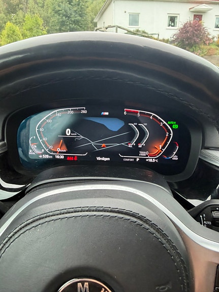 BMW 520d 4 of 8