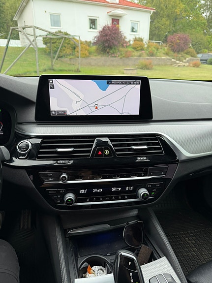 BMW 520d 5 of 8