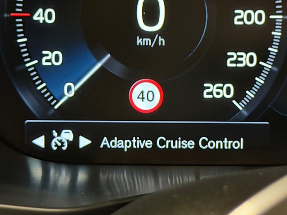 Volvo XC60 25 of 27