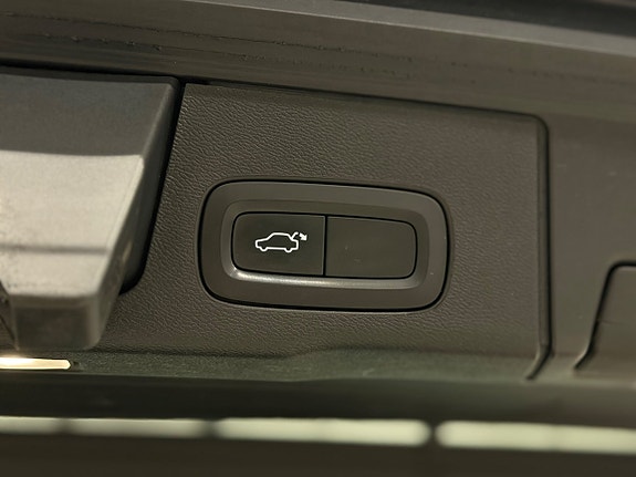 Volvo XC60 21 of 27
