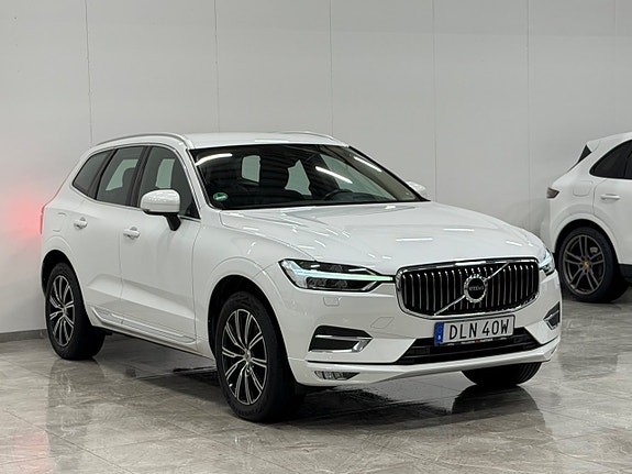 Volvo XC60 2 of 27