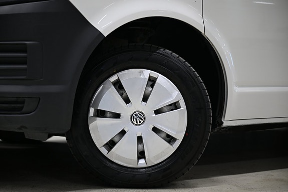 Volkswagen Transporter 4 of 30
