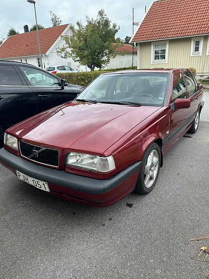Volvo 850 2 of 10