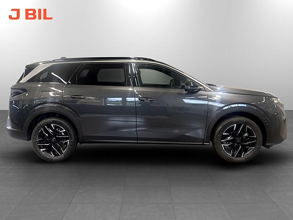 Peugeot 5008 2 of 14