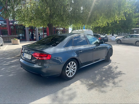 Audi A4 6 of 14