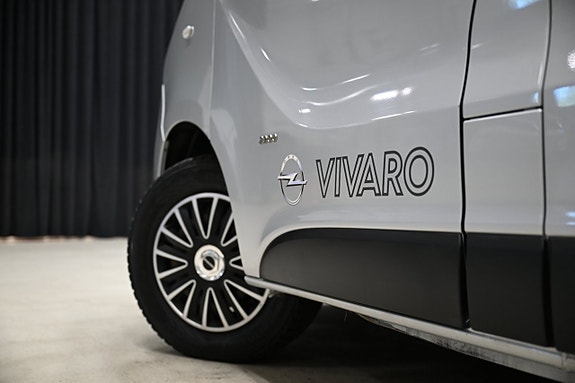 Opel Vivaro 7 of 23