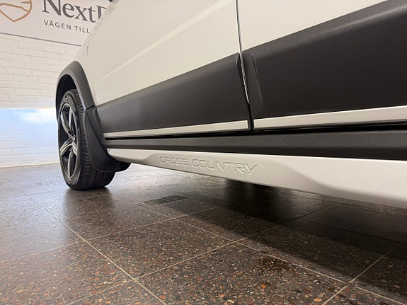 Volvo XC70 16 of 24