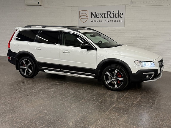 Volvo XC70 5 of 24