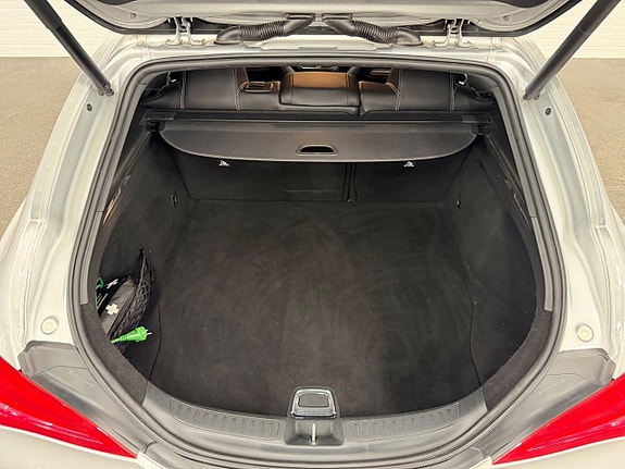Mercedes-Benz CLA200 15 of 16