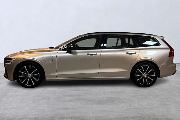 Volvo V60 2 of 13