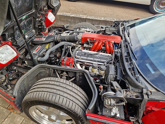 Chevrolet Corvette 3 of 4