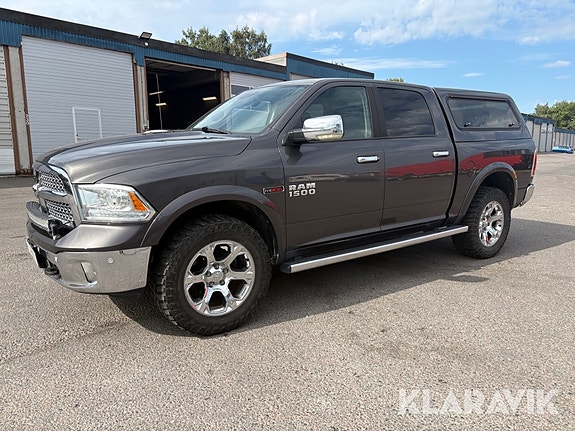 Dodge RAM 1500 2 of 7