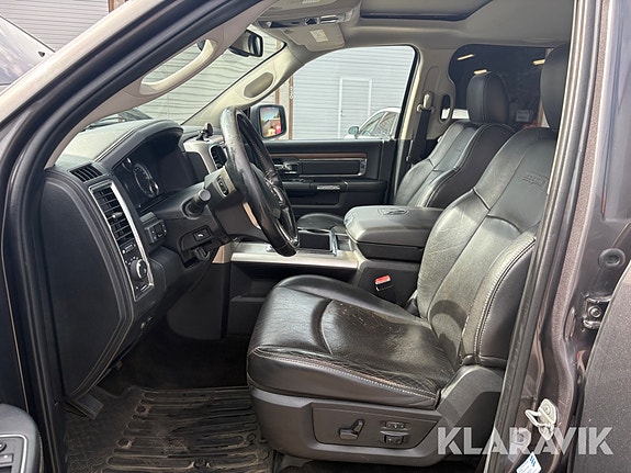Dodge RAM 1500 3 of 7