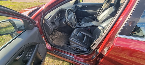 Volvo V70 4 of 7