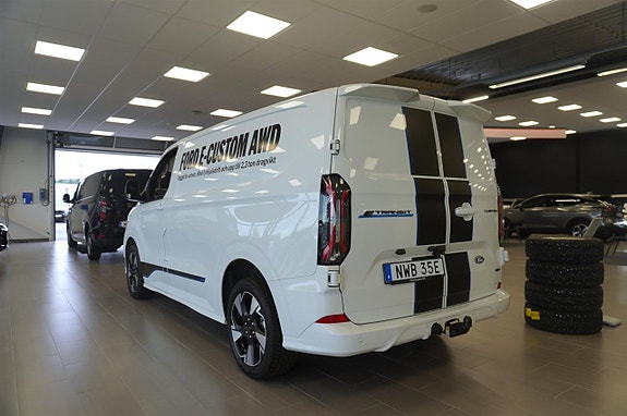 Ford Transit Custom 4 of 19