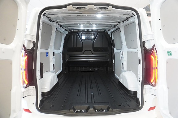 Ford Transit Custom 6 of 19