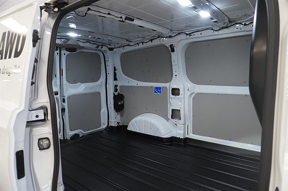 Ford Transit Custom 7 of 19