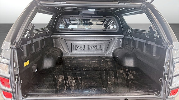 Isuzu D-max 10 of 12