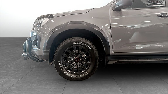 Isuzu D-max 9 of 12