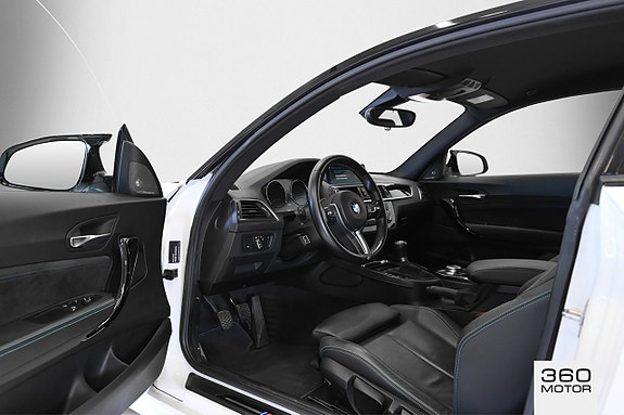 BMW M2 7 of 11