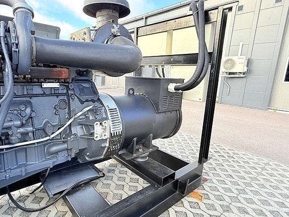 Generator Sincro 300 kVA 5 of 5