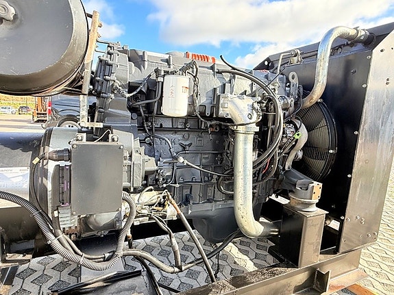 Generator Sincro 300 kVA 4 of 5