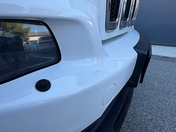 Jeep Cherokee 11 of 17