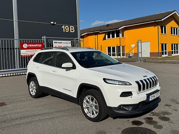 Jeep Cherokee 2 of 17