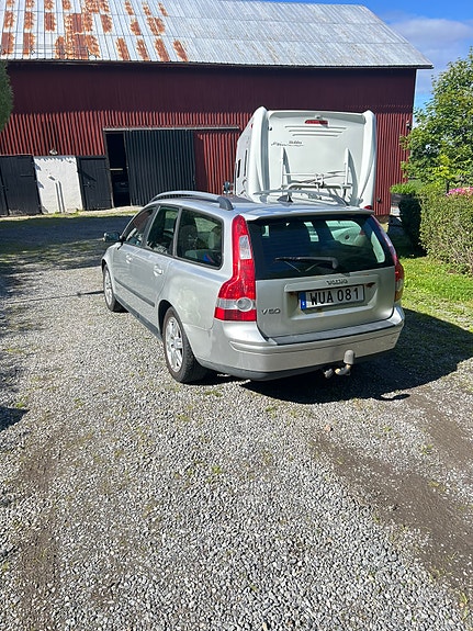Volvo V50 3 of 6