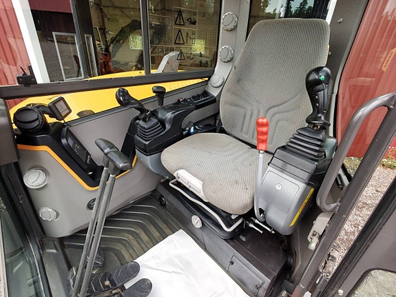 Volvo ECR88D PRO – 2021 – 2 800h – Steelwrist – S45 – Grip 5 of 7