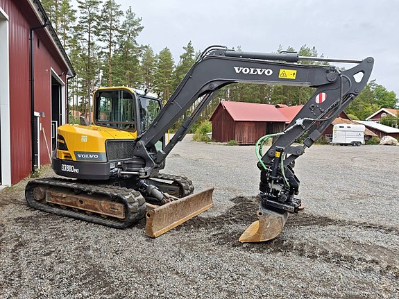 Volvo ECR88D PRO – 2021 – 2 800h – Steelwrist – S45 – Grip 4 of 7