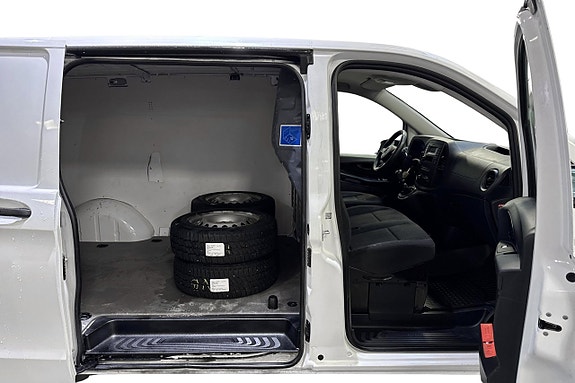 Mercedes-Benz Vito 109 9 of 14