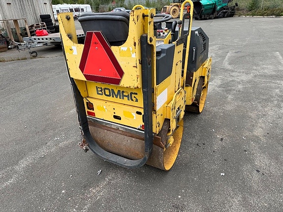 Vält Bomag BW90 AD-2 5 of 5