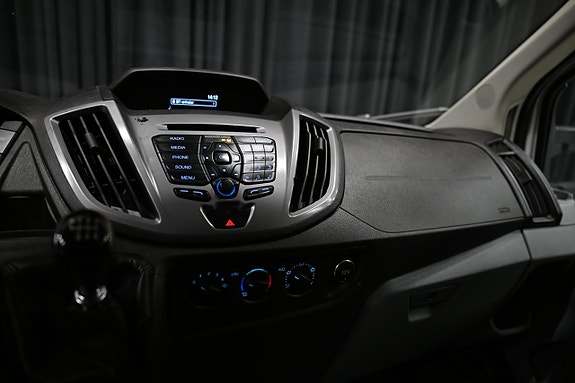 Ford Transit 23 of 29