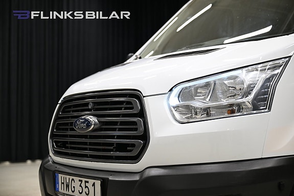 Ford Transit 13 of 29