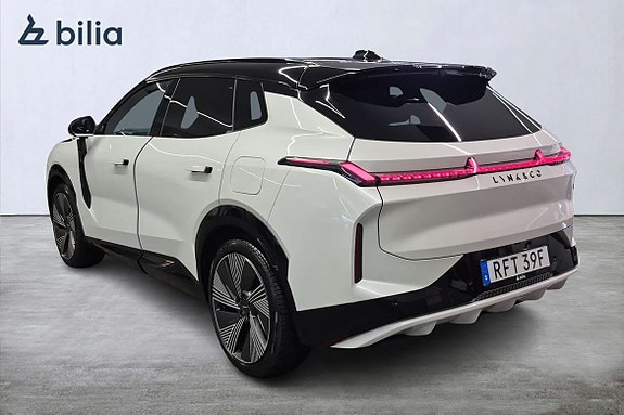 Lynk & Co 08 2 of 22