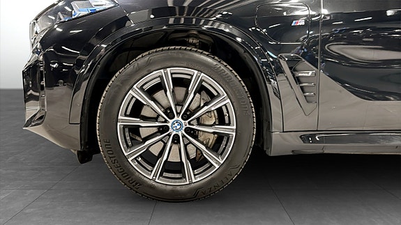 BMW X5 M 9 of 11