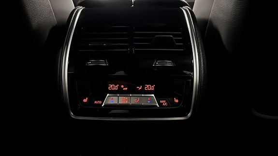 BMW X5 M 11 of 11