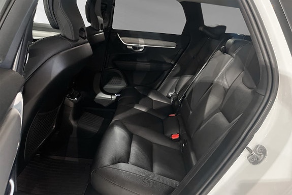 Volvo V90 8 of 19