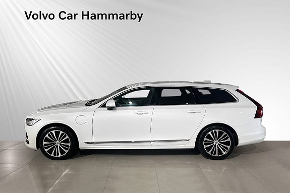 Volvo V90 3 of 19
