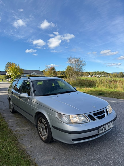Saab 9-5 2 of 4