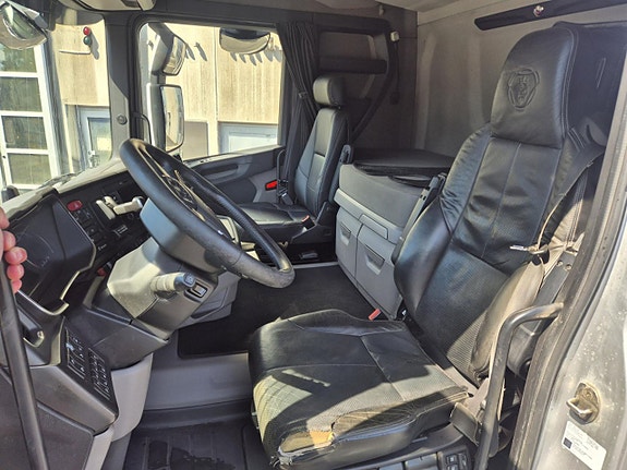 Scania R580 B6x4NB 10 of 13