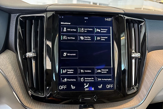 Volvo XC60 25 of 27