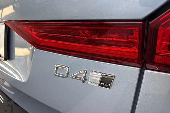 Volvo XC60 13 of 27