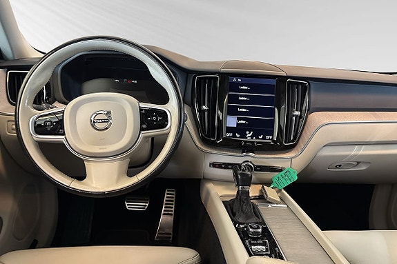 Volvo XC60 9 of 27